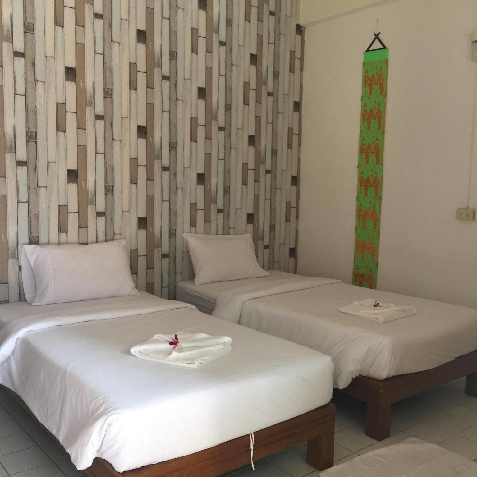 Baan Thai Homestay By Bgb Villas Kata Beach  Exterior photo